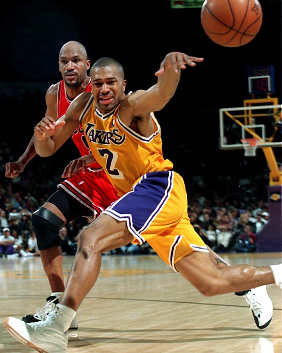 2001-02 Season - All Things Lakers - Los Angeles Times